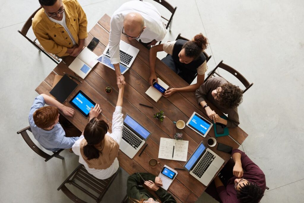 Quand la géopolitique s&rsquo;invite dans les bureaux